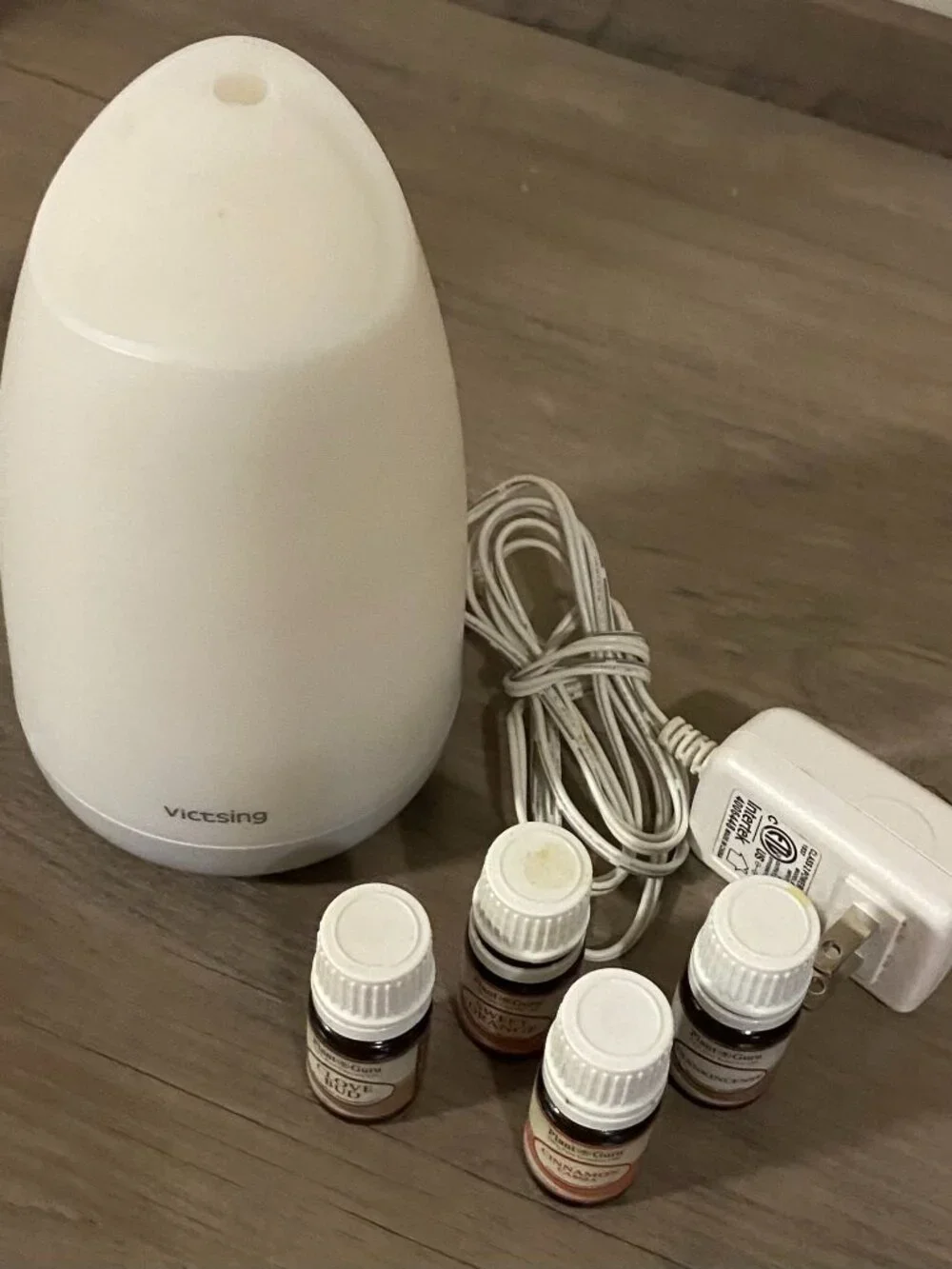 Essential Oil Diffuser + 4 Oils Set